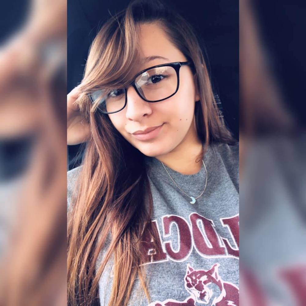 Meet your Posher, Adriana